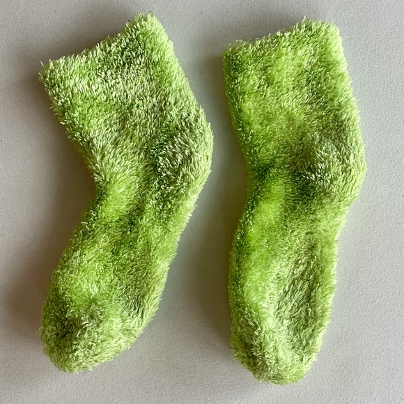 Accessories - Used Fuzzy Lime Green Socks